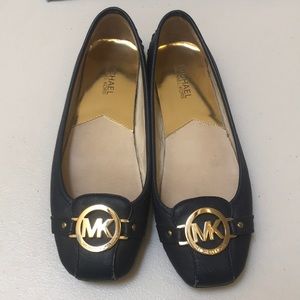 Used Michael Kors Flats Shoe Size 9